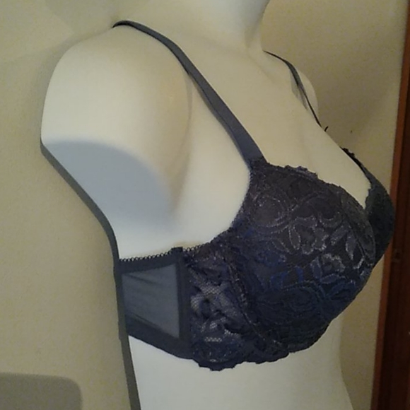 Rene Rofe Bra 38C - Picture 2 of 7